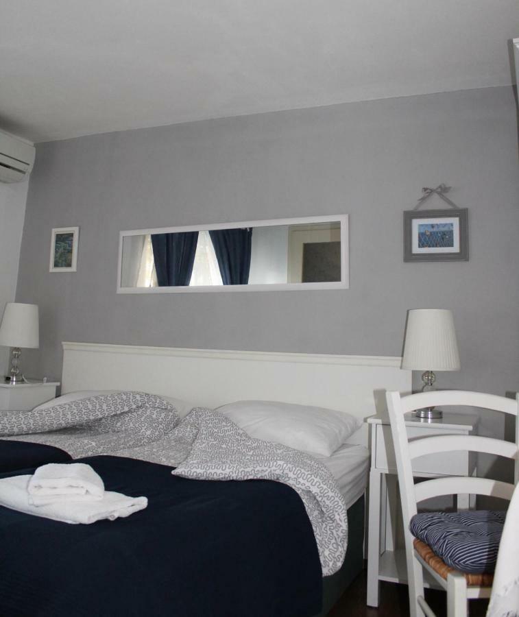 Karmelita'S Place -Studio Šibenik Buitenkant foto